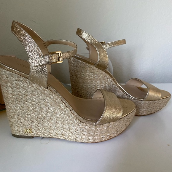 Michael kors Platform - Picture 2 of 5